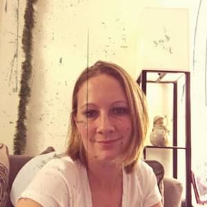 Meet your Posher, Leah